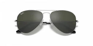 Ray-Ban Aviator sunglasses with tinted lenses