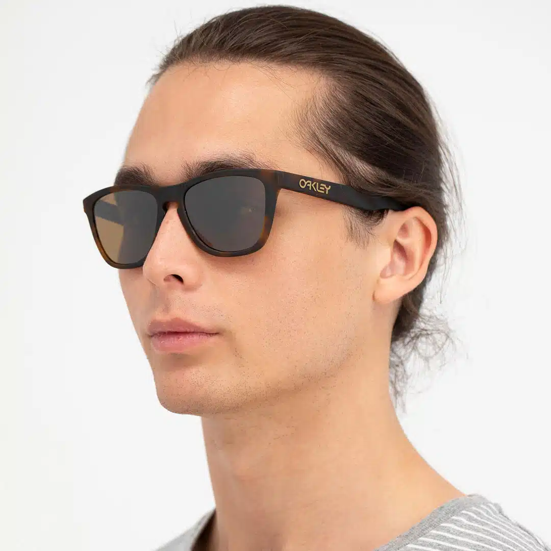 Man wearing Oakley Frogskins sunglasses