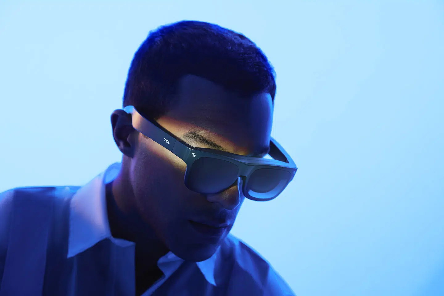 man wearing Bose sunglasses with tinted lenses
