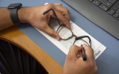 How Are Prescription Lenses Measured Online?