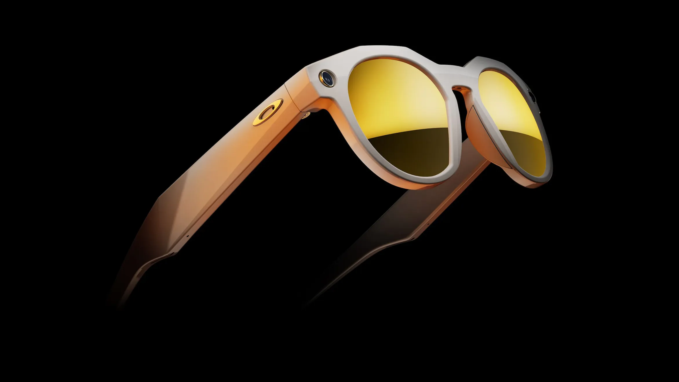Oakley Meta HSTN A person wearing a glasses with Transitions® lenses